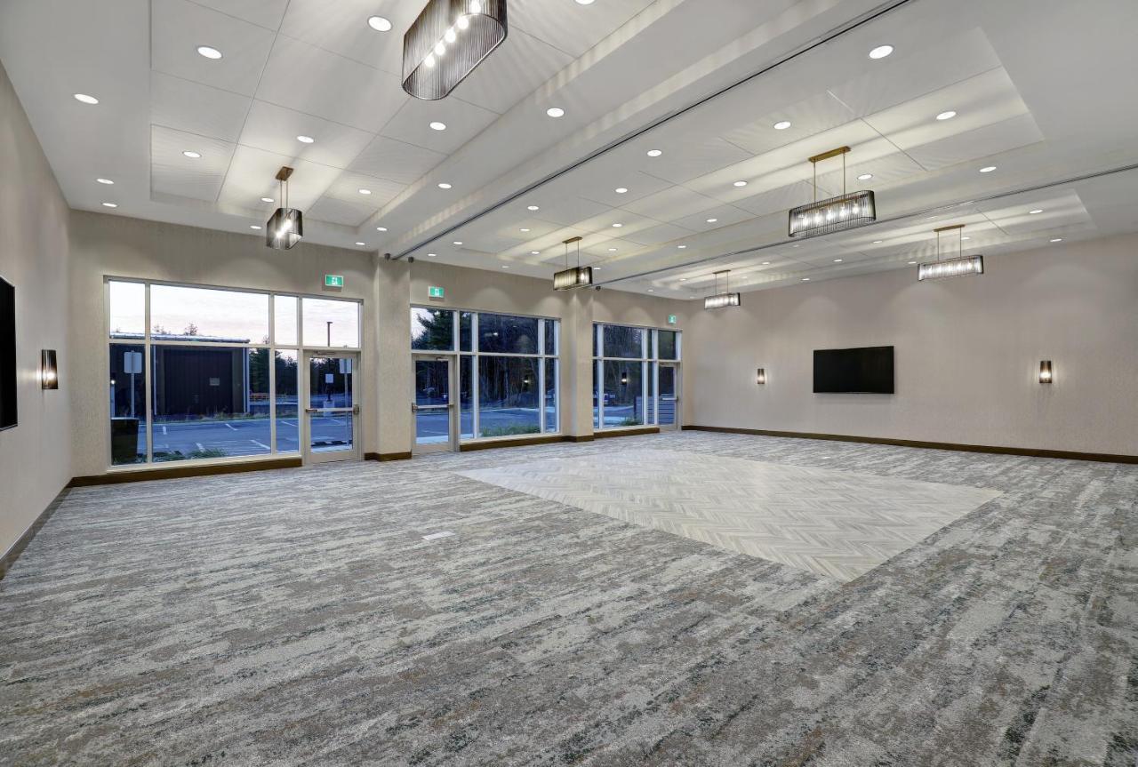 Holiday Inn Express - Kingston West By Ihg Екстер'єр фото